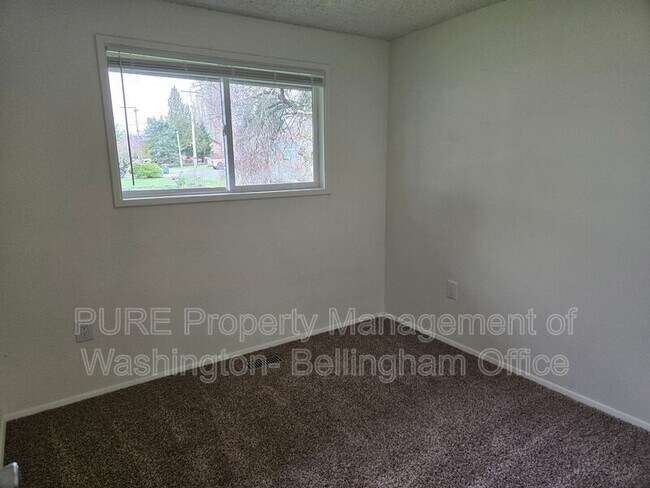 Building Photo - 2736 Xenia St