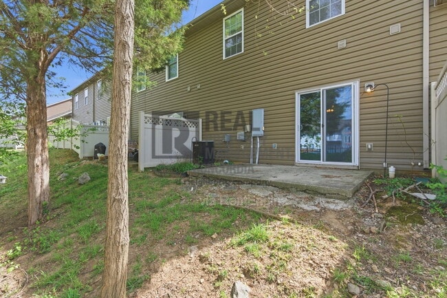 Building Photo - 1518 Hamden Dr