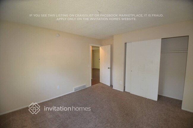 Building Photo - 3280 Queen Ct
