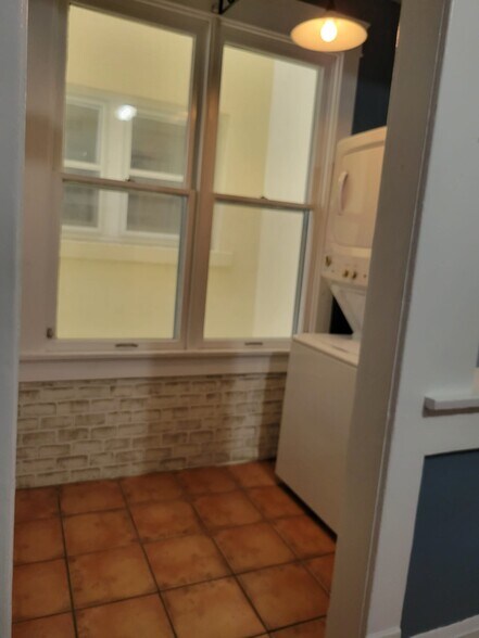 Building Photo - 2603 Milam St