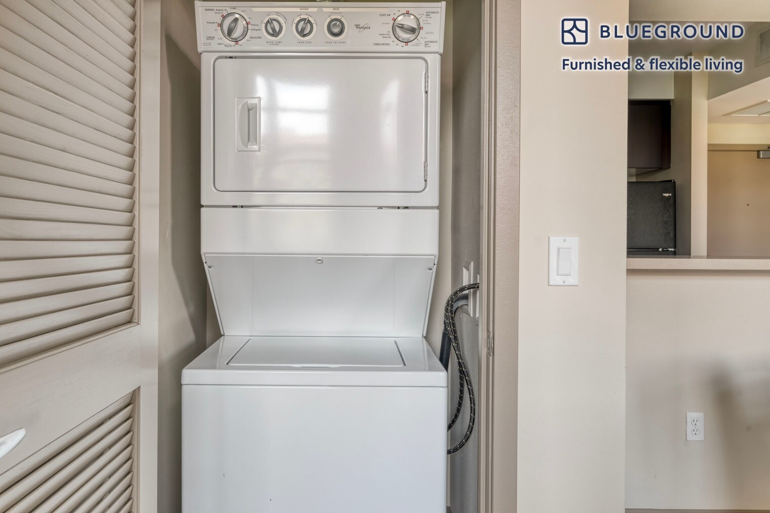 Building Photo - 7011 Sunne Ln