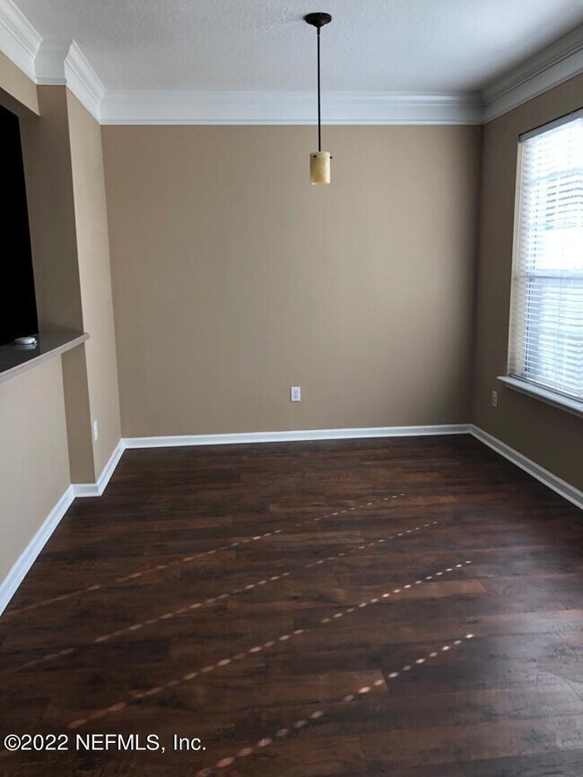 Building Photo - 6373 Autumn Berry Cir