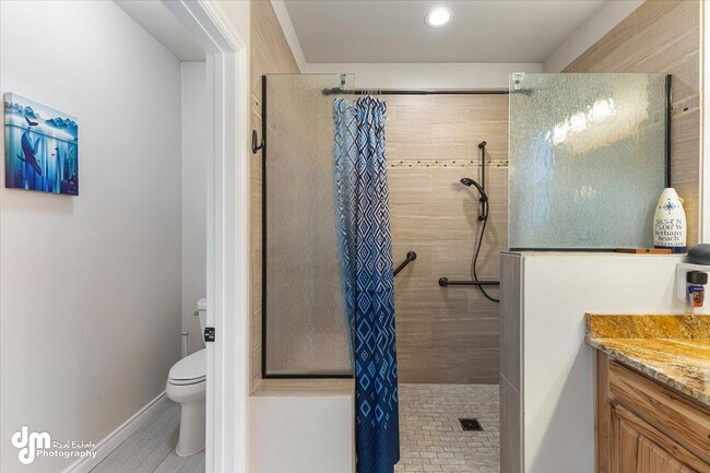 Building Photo - 4051 E Birch View Dr