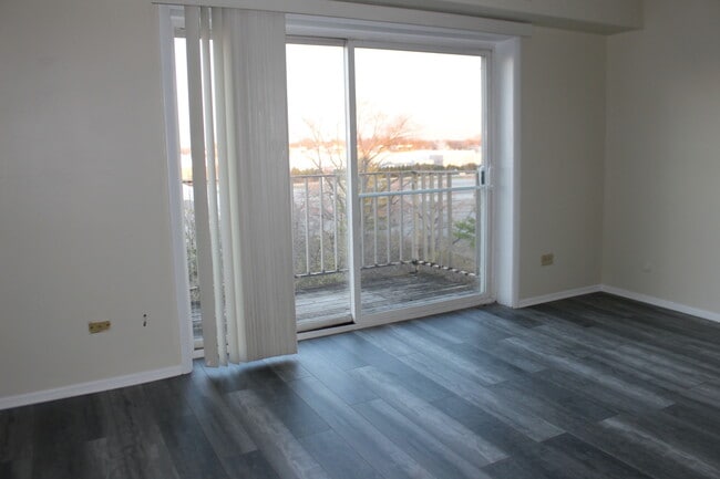 Building Photo - 4500 Beau Monde Dr