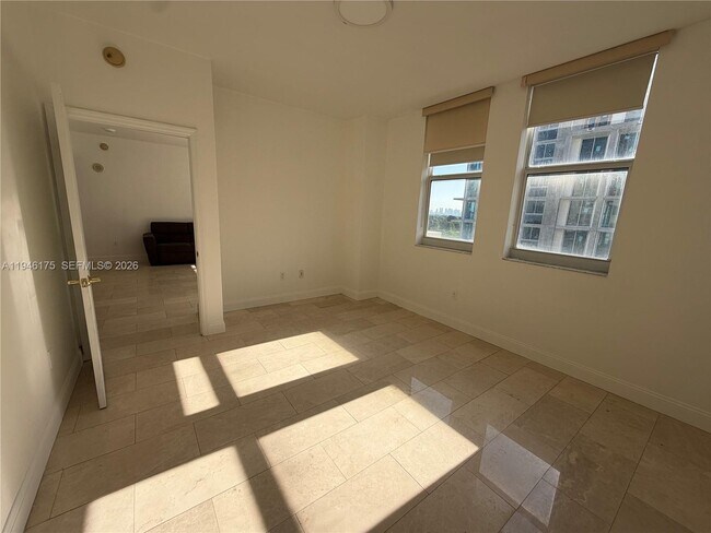 Building Photo - 4100 Salzedo St
