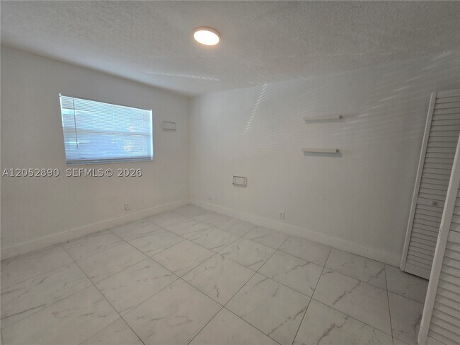 Building Photo - 5307 NW 23rd St