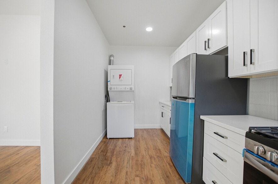 Building Photo - 312 Brookes Ave
