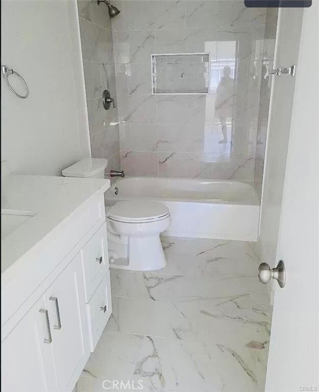 Building Photo - 2380 Benidorm Cir