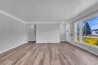 Building Photo - 18304 Garden Blvd