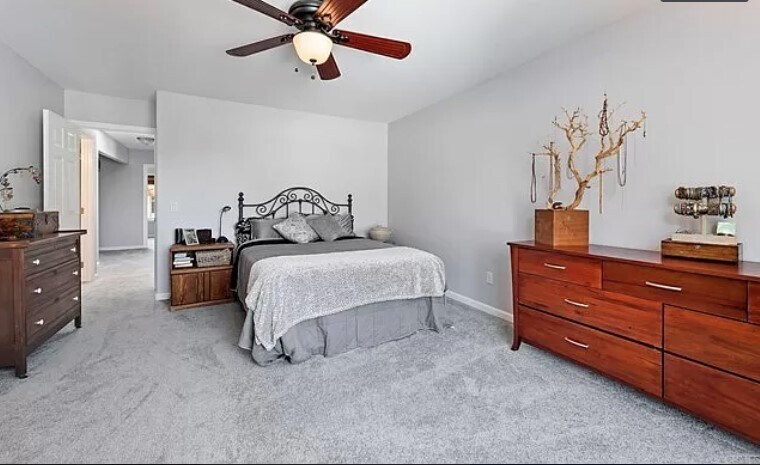 master bdrm - 3201 Via Pescado