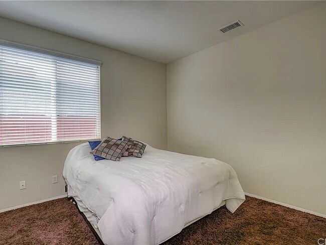 Building Photo - 29394 Castaway Ct