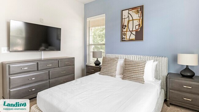 Building Photo - 6101 N Riverside Dr