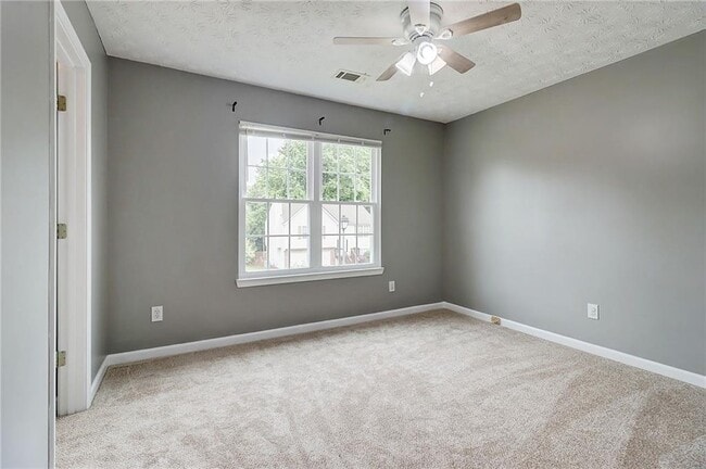 Building Photo - 1061 Chase Creek Ct