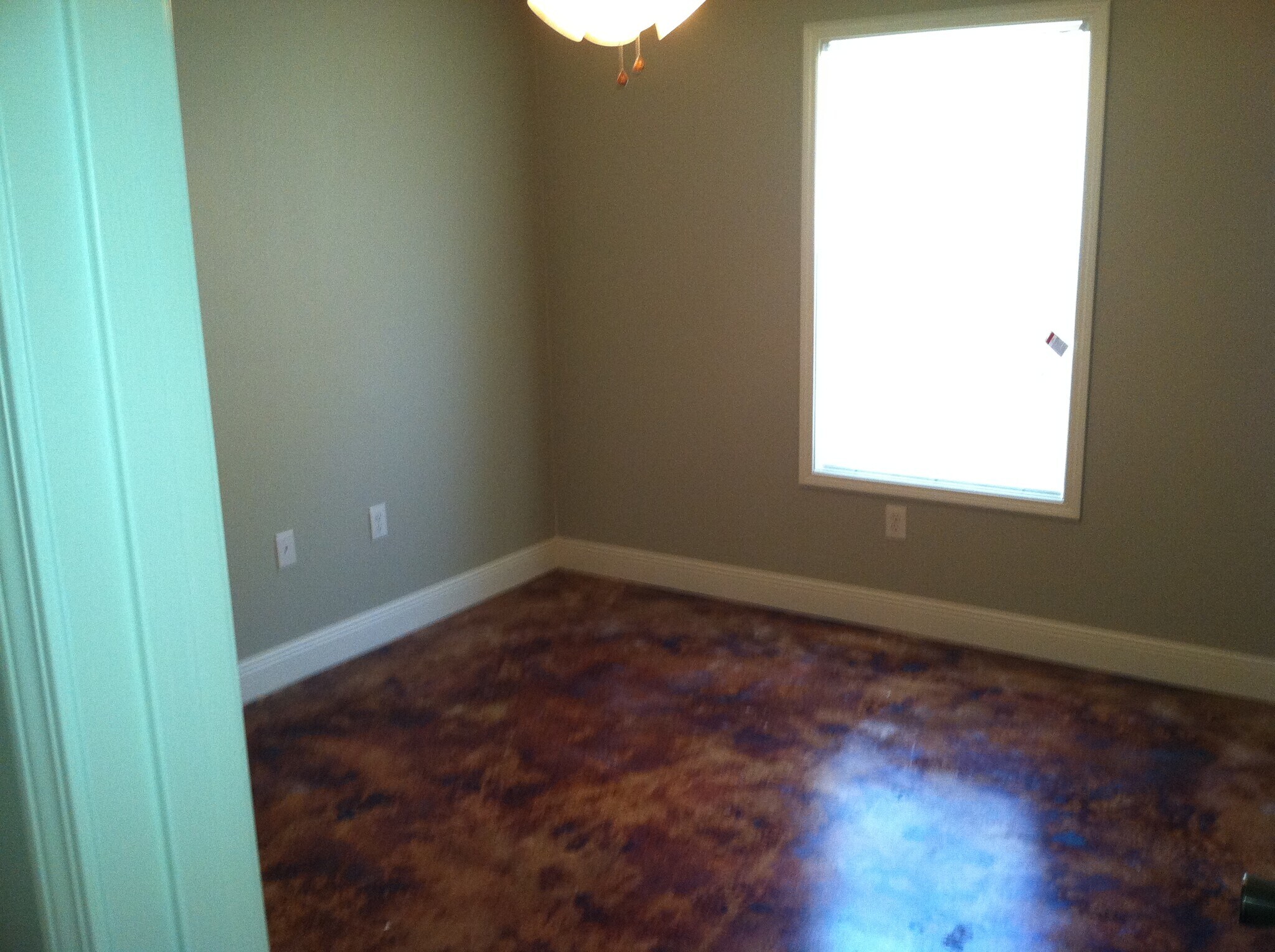 Building Photo - 414 Avant Rd