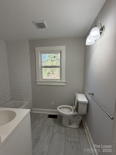 Building Photo - 530 N Mulberry St