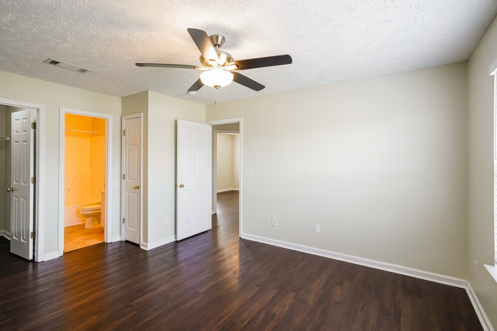 Building Photo - 305 Indian Park Dr