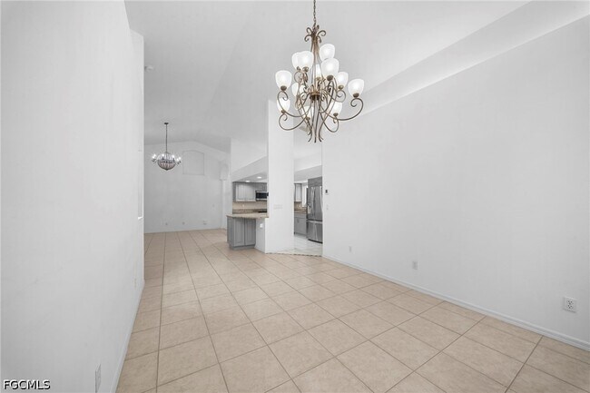 Building Photo - 2614 7th St W