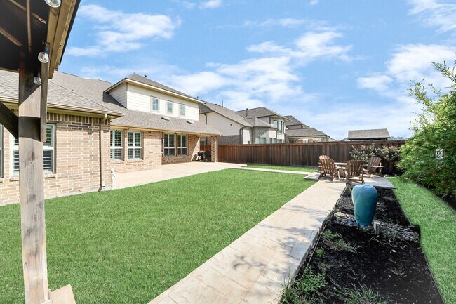 Building Photo - 8119 Messina Mount Dr