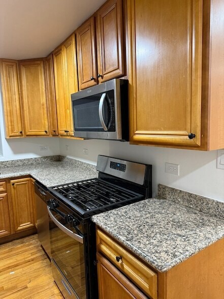 Building Photo - 2840 W Flournoy St