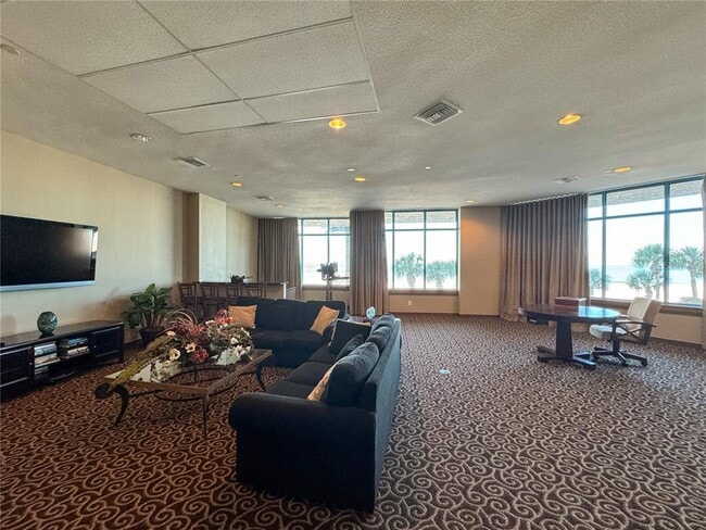 Building Photo - 1560 Gulf Blvd