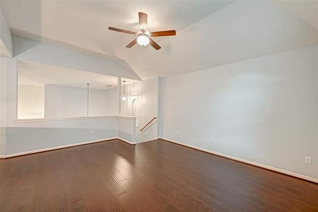 Building Photo - 2214 Falcon Knoll Ln