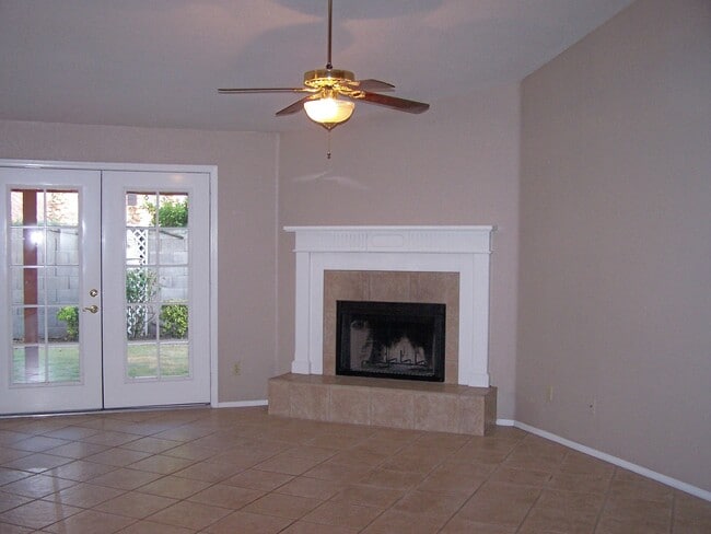 Building Photo - 7211 W Morrow Dr