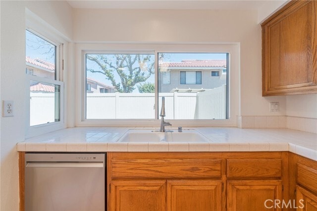 Building Photo - 9769 Hampton Ct