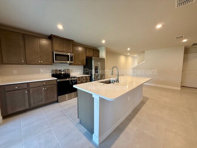 Building Photo - 55 Gaston Ct