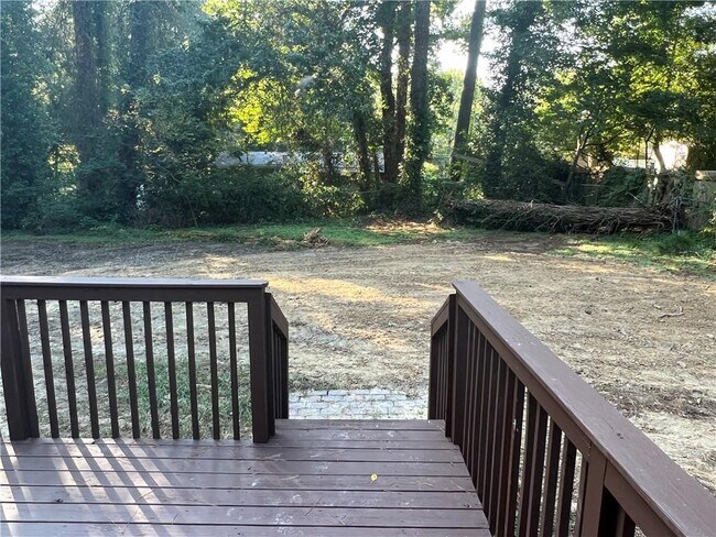 Building Photo - 420 Lockridge Ln