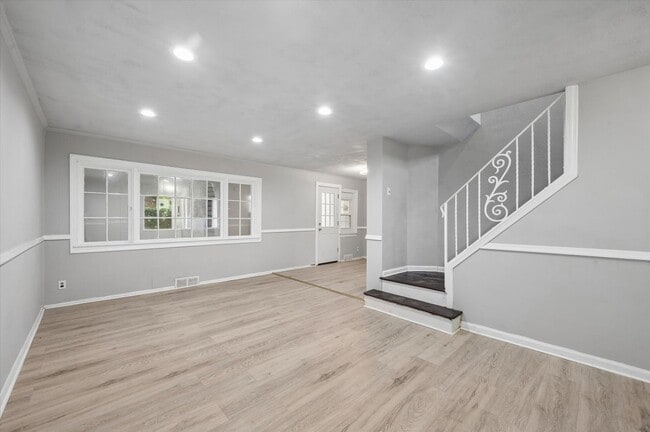 Building Photo - 2609 Kane St