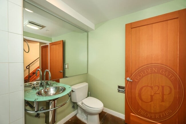 Building Photo - South Beach - 1 BR, 2 BA Loft 873 Sq. Ft. - 3D Virtual Tour, Parking, Block from Giants Stadium