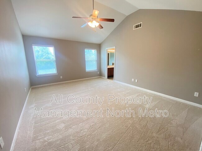 Building Photo - 41 Highland Pointe Cir W