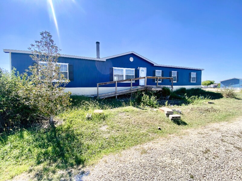 Building Photo - 415 Mostyn Ln