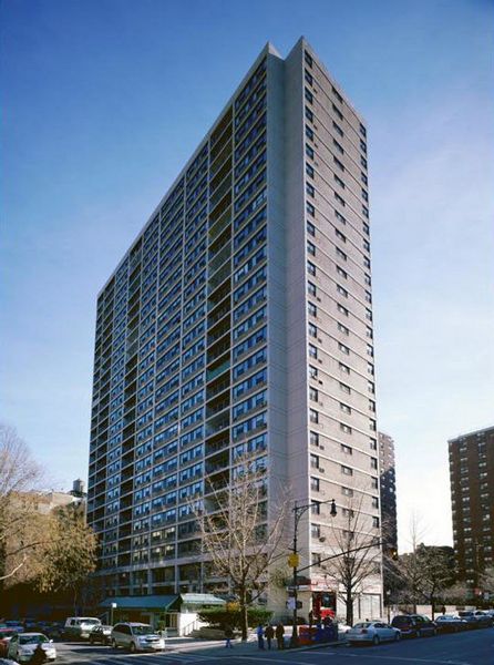 Building Photo - West Side Marquis