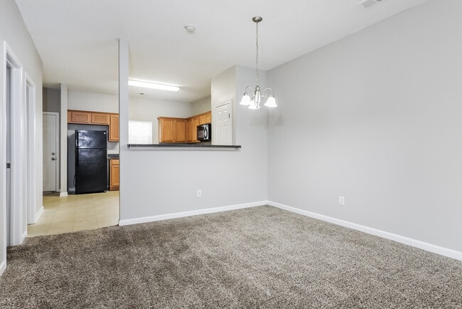 Building Photo - Fantastic 4bd/2.5ba home! Let yourself in!