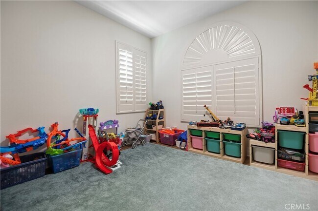 Building Photo - 11015 Van Uffelen Dr