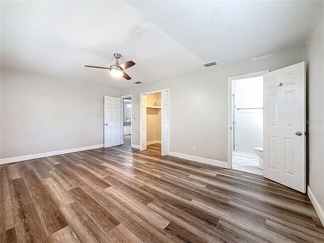 Building Photo - 1614 Braund Ave