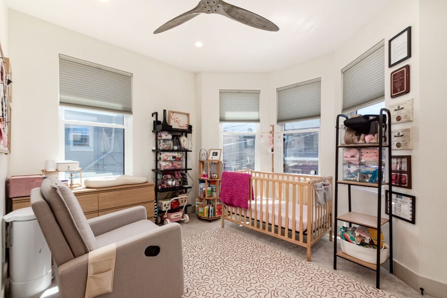 Building Photo - 1196 Hamlet St