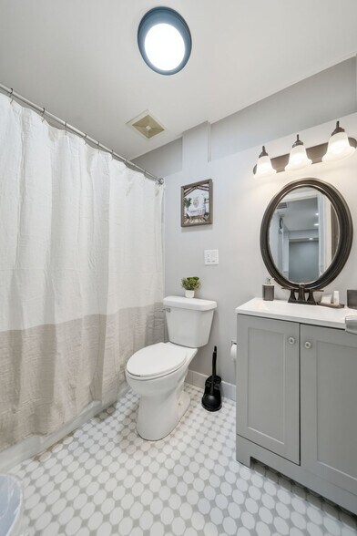 Building Photo - 12800 Terrace Ln