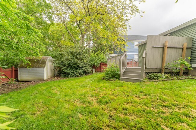 Building Photo - 4951 Hidden View Ct