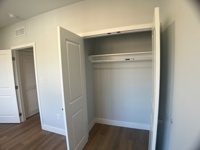 Building Photo - 3215 N 13th St