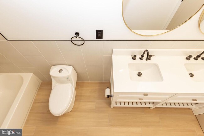 Building Photo - 2207 N 4th St