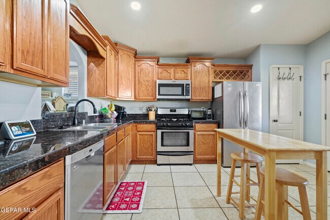 Building Photo - 14351 Spanish Point Dr