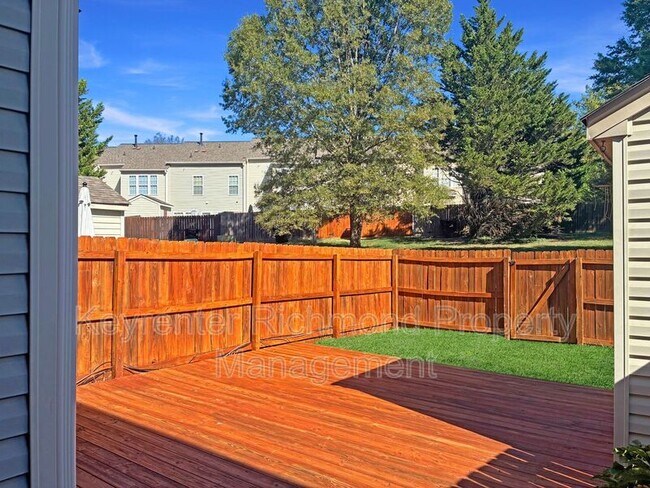 Building Photo - 9207 Stone Meadow Dr