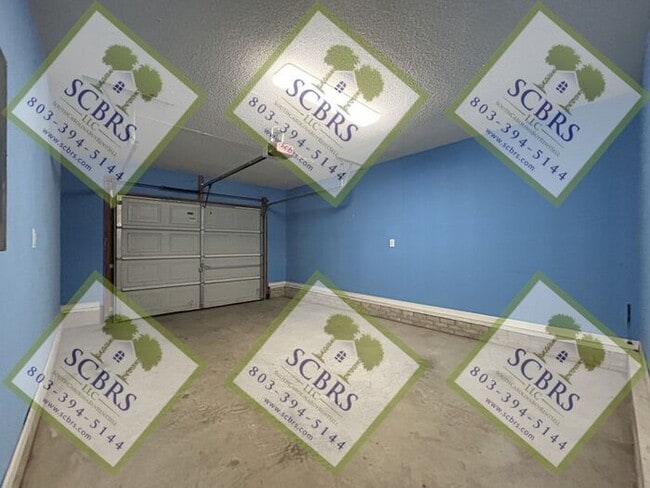 Building Photo - Well maintained 3 bedroom, 2 bath home in ...