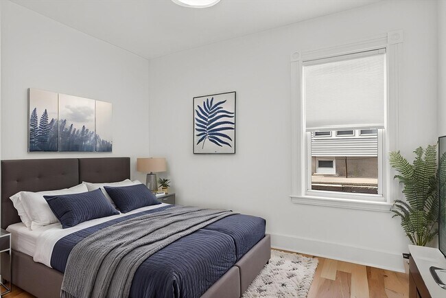 Building Photo - 28 Ekman St