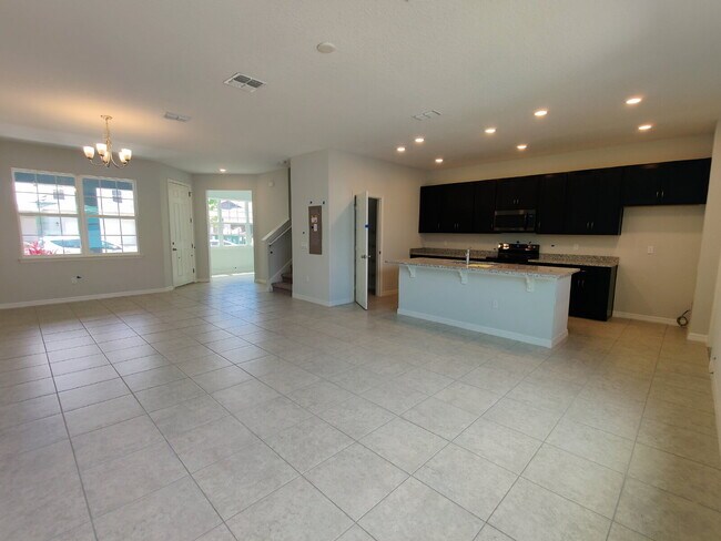Building Photo - 5106 Sea Mist Ln