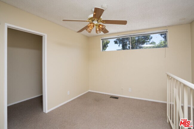 Building Photo - 5045 Maytime Ln