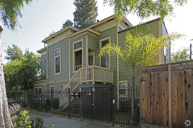 Building Photo - 1800 O St