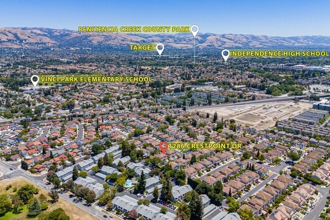 Building Photo - 1286 Crestpoint Dr